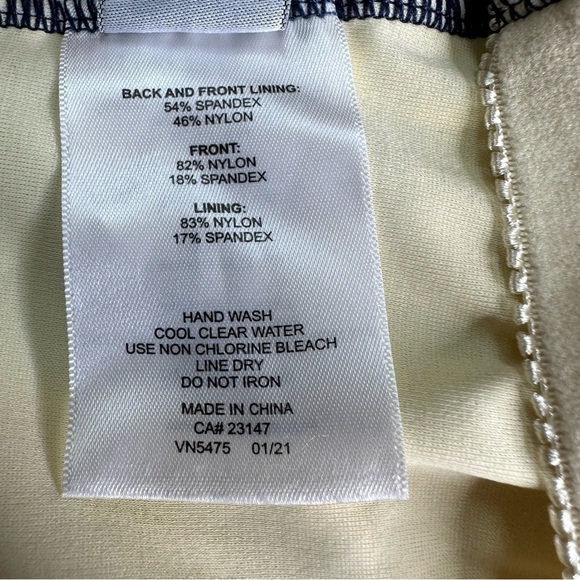 Miraclesuit x Talbots Firm Control One Piece Swimsuit. Size 14 - Picture 7 of 9